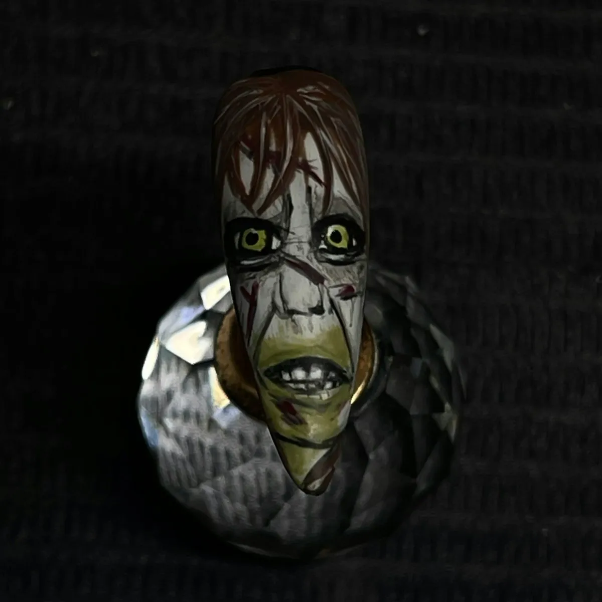 How to Create Regan from 'The Exorcist' Nail Art