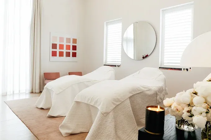 Jocelyn Petroni Sydney: Elite Manicures & Skin Luxury Experience