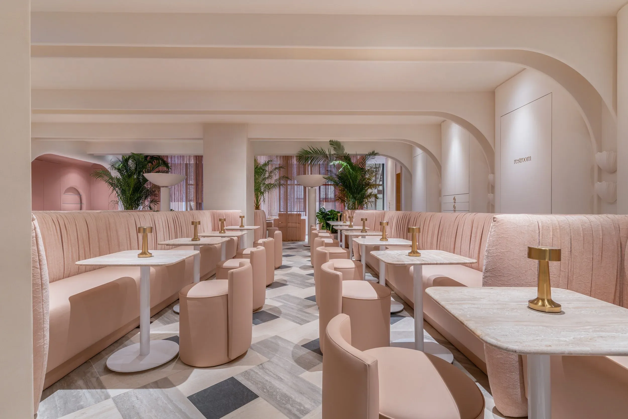 Majesty’s Pleasure: Toronto’s Most Luxurious Nail & Spa Club